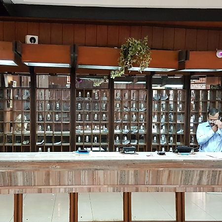 Hotel Siddhartha Hajdarabad Zewnętrze zdjęcie