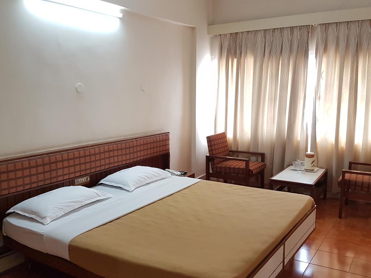 Hotel Siddhartha Hajdarabad Zewnętrze zdjęcie